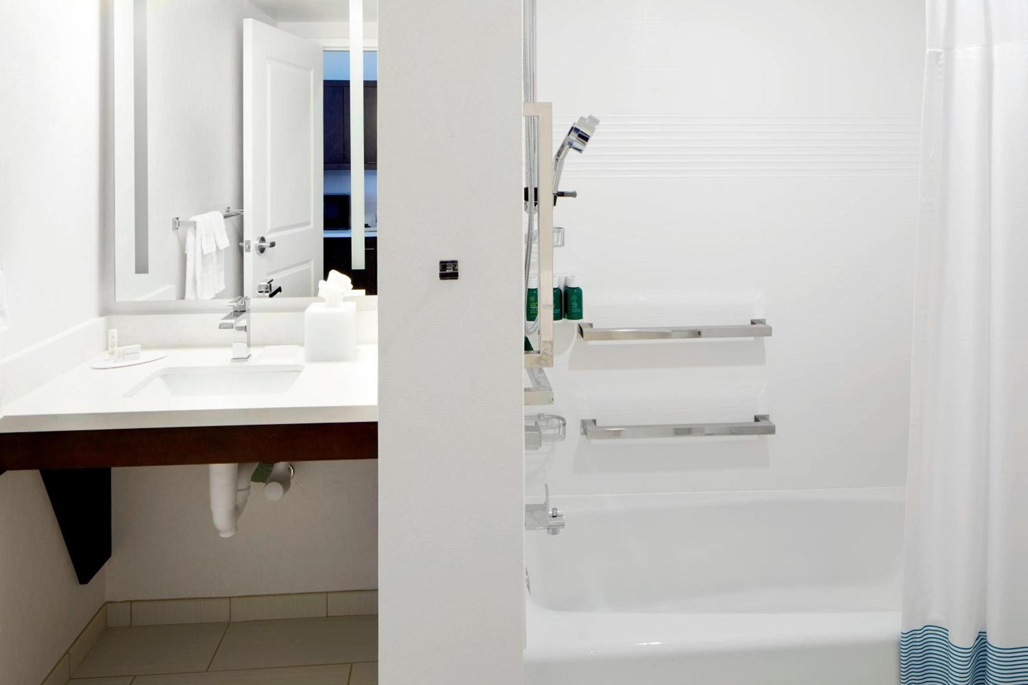 Towneplace Suites By Marriott Columbus Easton Area Экстерьер фото