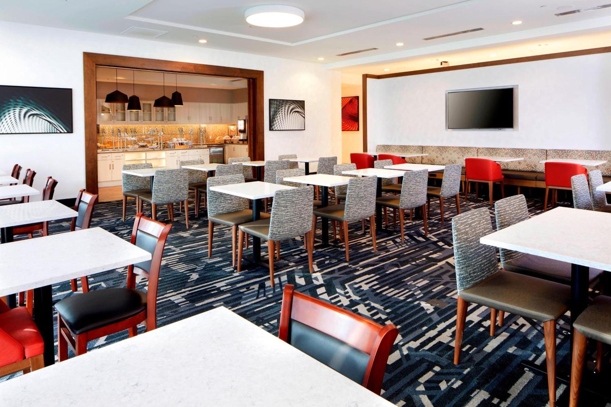 Towneplace Suites By Marriott Columbus Easton Area Экстерьер фото